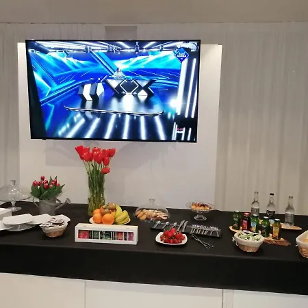 Presidente 切萨雷奥港