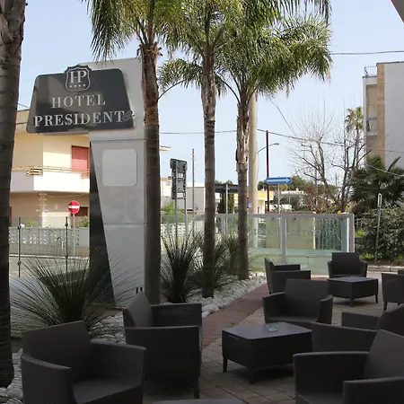 מלון Presidente 4*