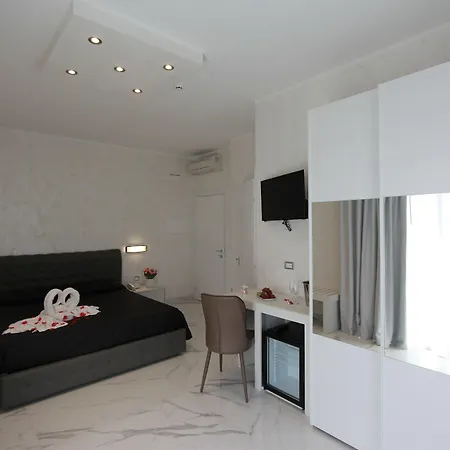 酒店 Presidente 切萨雷奥港